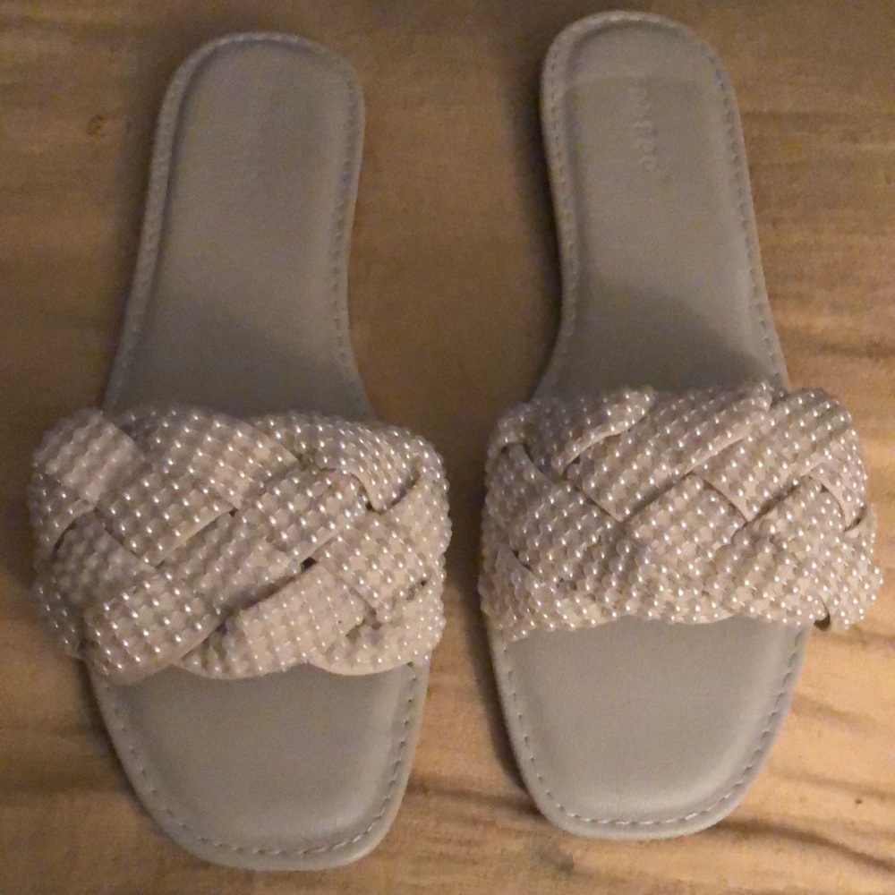 Ivory Pearl Sandals
